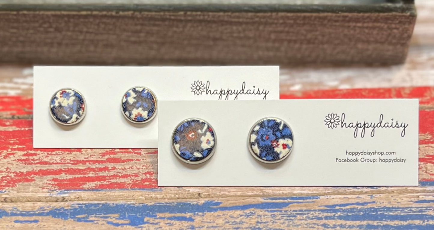 Patriotic Floral Print Red, White, and Blue Cork on Leather 10 mm and 12 mm Stud Earrings