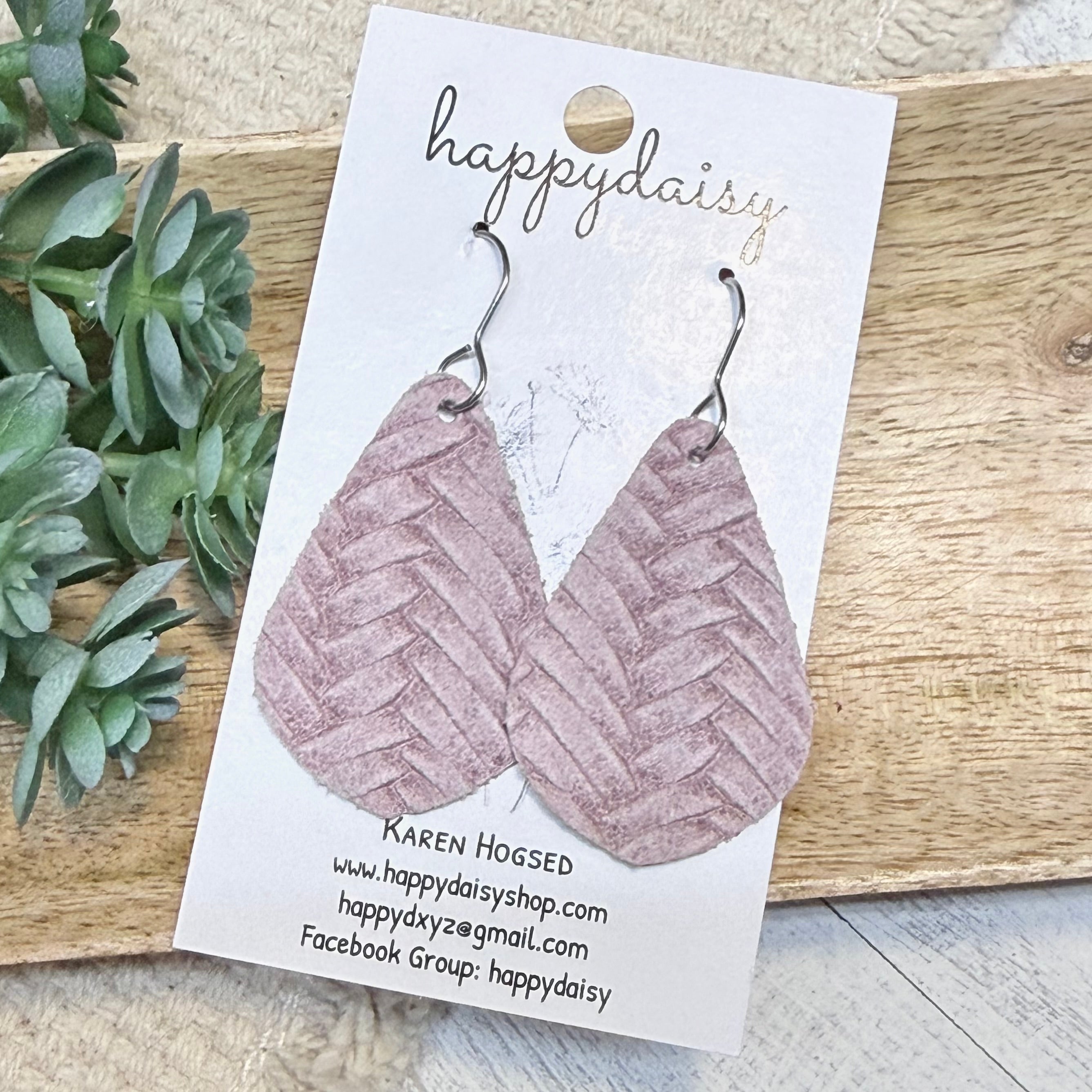 Misty Lavender Embossed Suede Vale Earrings