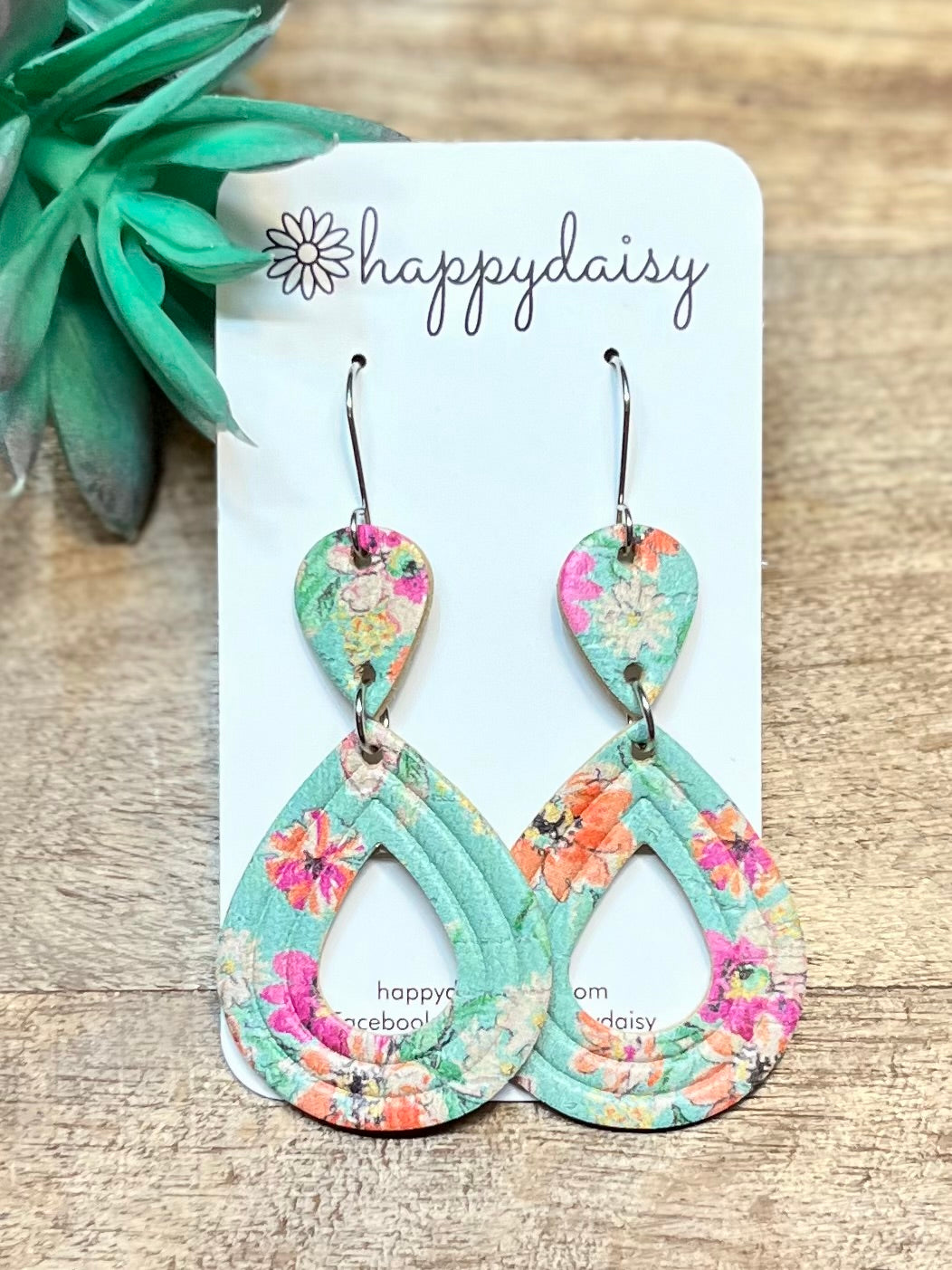 Floral Print Embossed Teardrop Cork on Leather Earrings