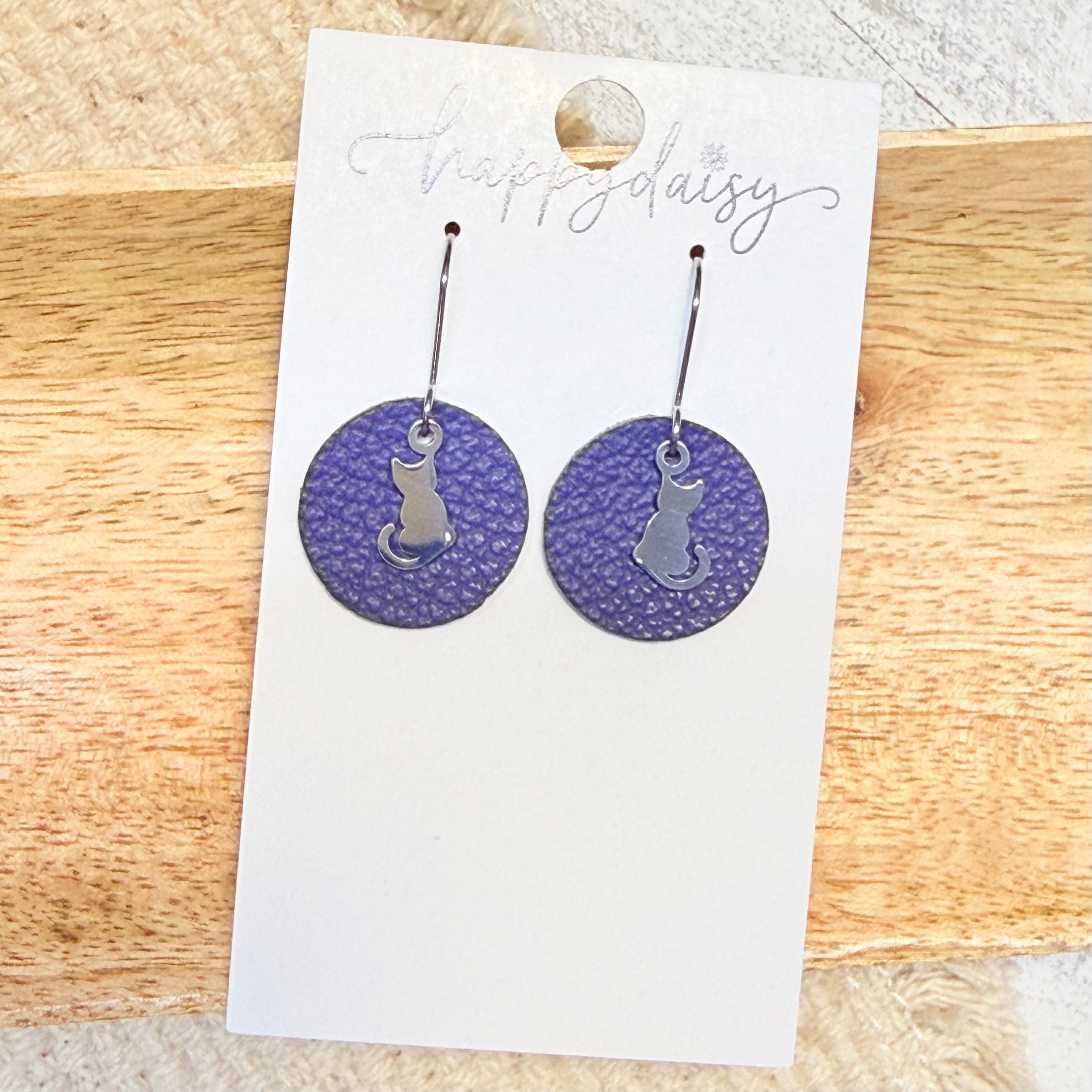 Cat Charm Sherry Earrings